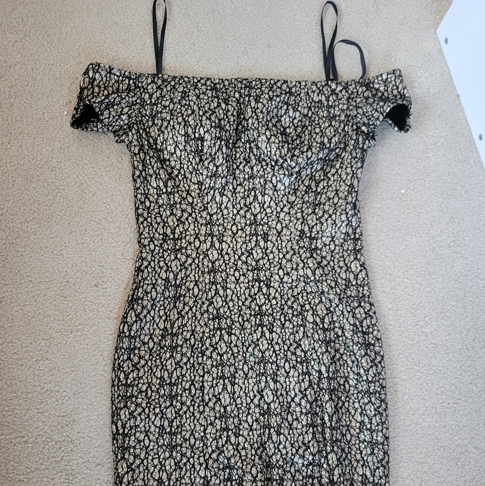 ASPEED formal bodycon dress off the shoulder with padding and antislip